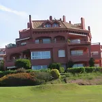 Beachside In 5 Star Gated Apartamento *