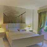 Beachside In 5 Star Gated Apartamento *