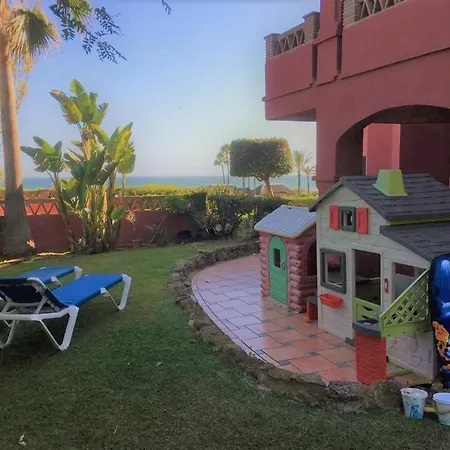 Beachside In 5 Star Gated 아파트 마르베야