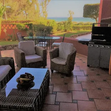 شقة Beachside In 5 Star Gated ماربيا