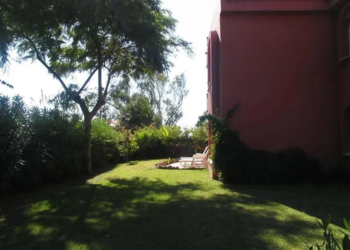 Beachside In 5 Star Gated Apartament