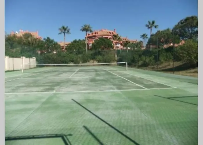 Beachside In 5 Star Gated Apartament